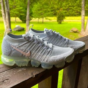 Womens Nike VaporMax Flyknit 2 floral Pure platinum/arctic pink colorway  size 7